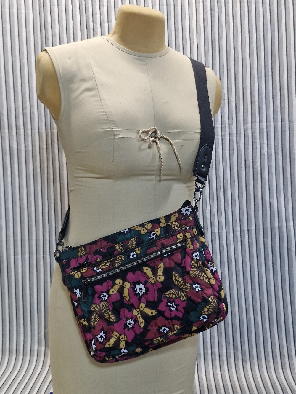 Quilted Floral Butterfly Crossbody Bag Adjustable Strap Multi Pocket Colorful